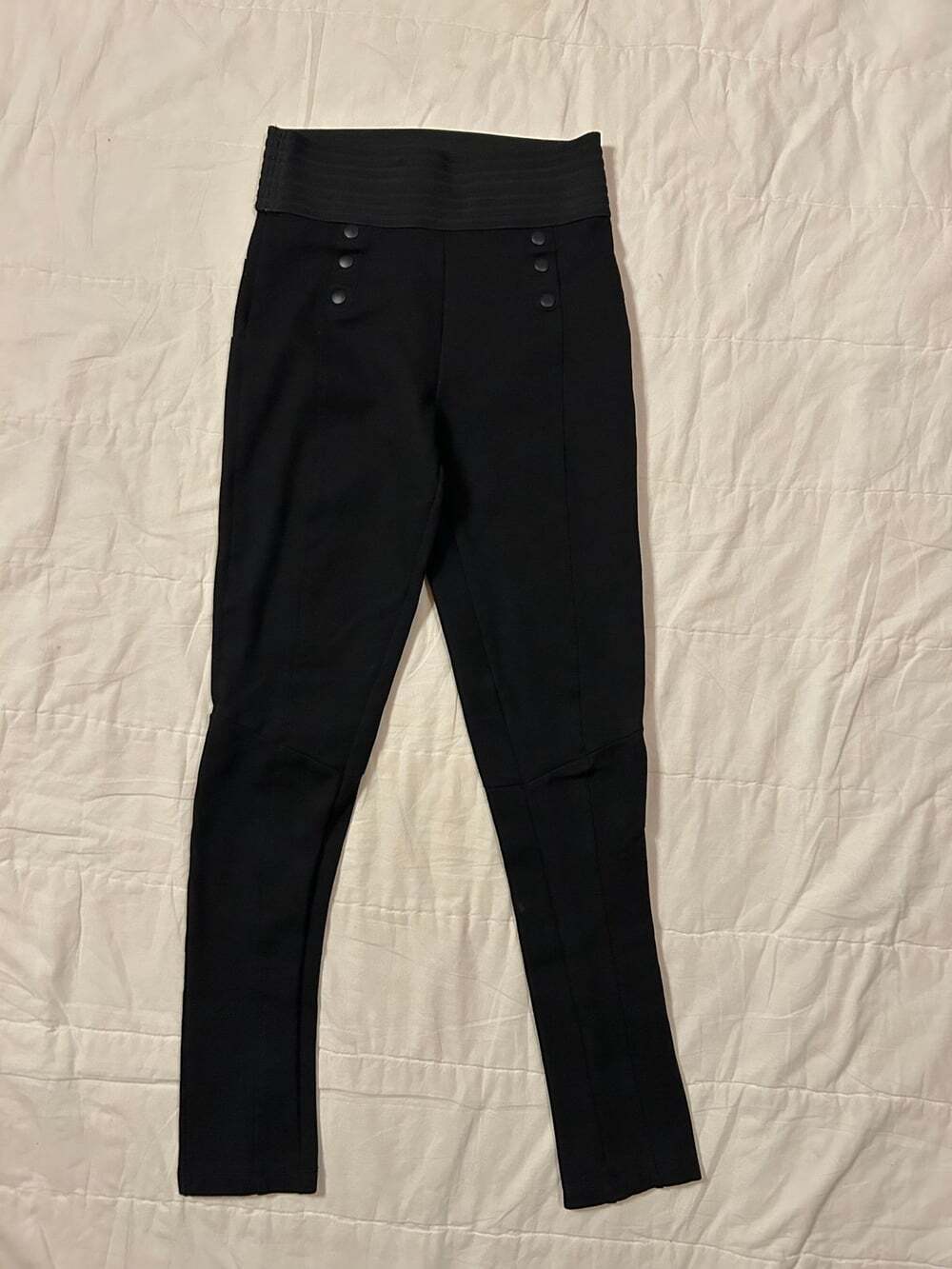 Zara black leggings size small nice detailing!!